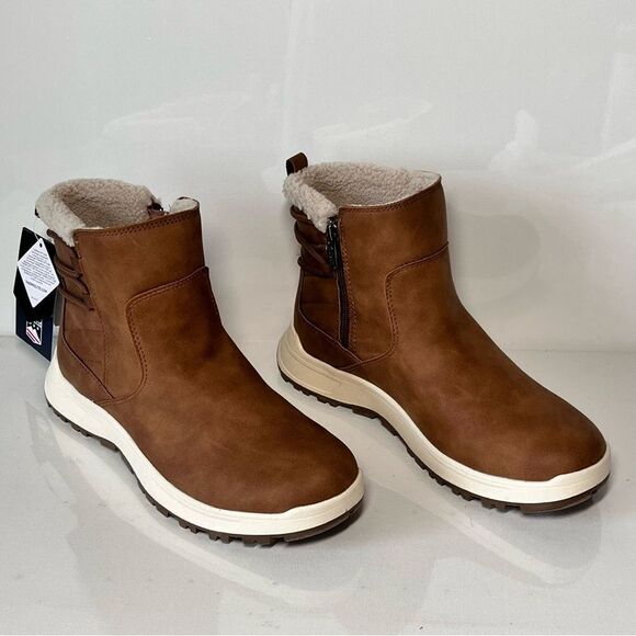 Khombu Sarah Water Repellent Ankle Boots - Picture 1 of 8